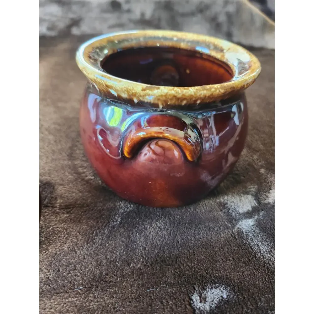 Vintage Hull Pottery bean pot